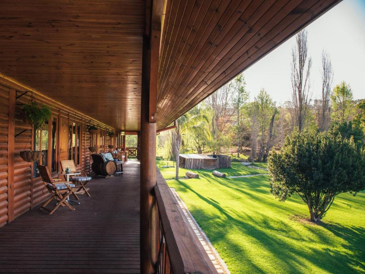 The Log Cabin Lodge Стелленбос Екстер'єр фото