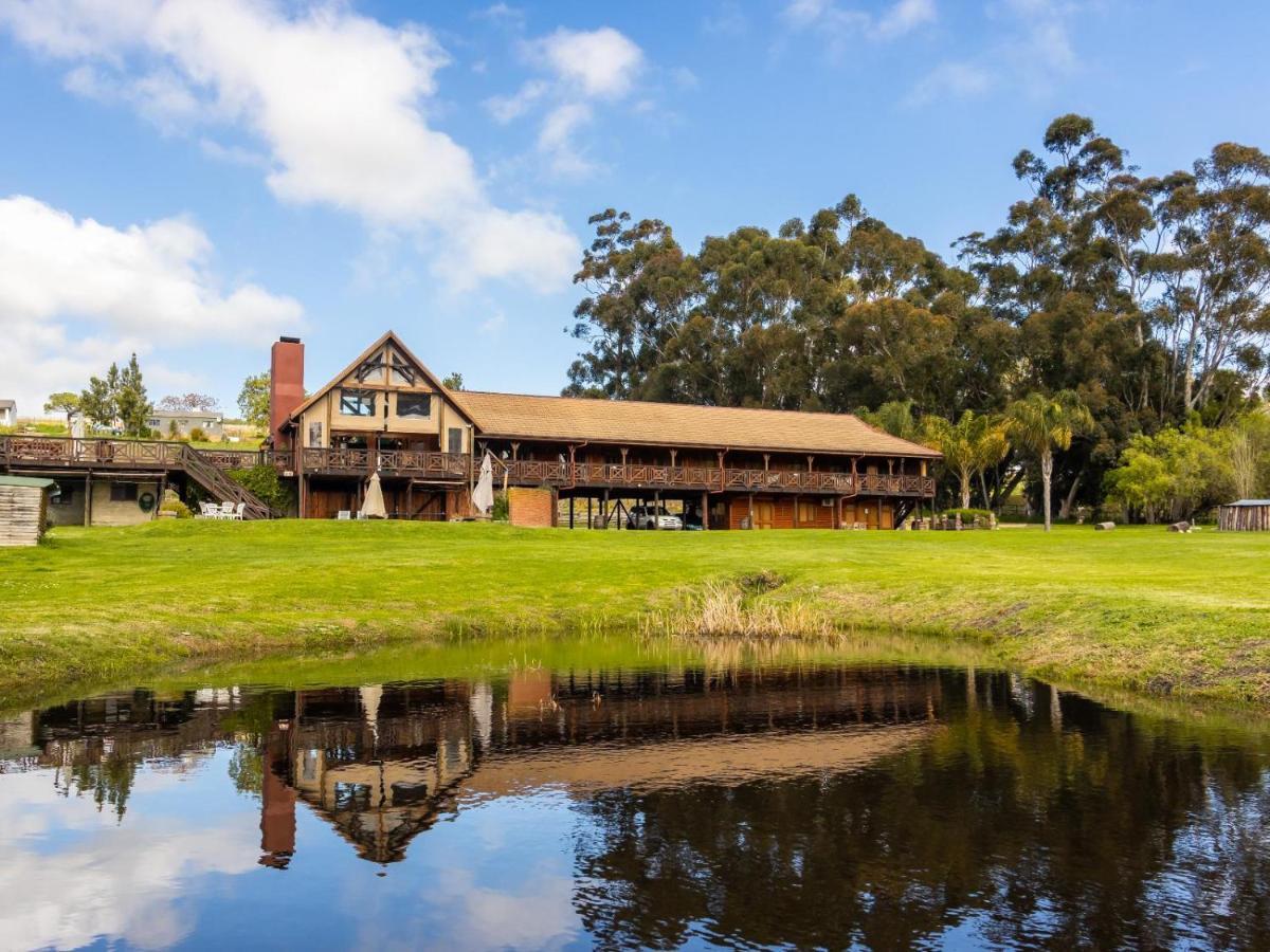 The Log Cabin Lodge Стелленбос Екстер'єр фото