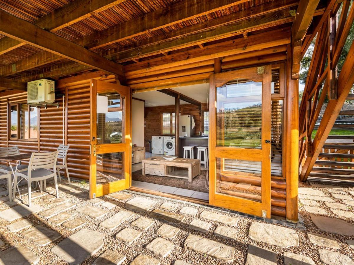The Log Cabin Lodge Стелленбос Екстер'єр фото